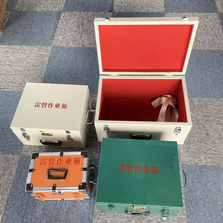 乐安爆破工程作业箱如何选择？玻璃钢与传统材质的全面对比